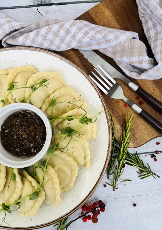 Ręcznie lepione pierogi